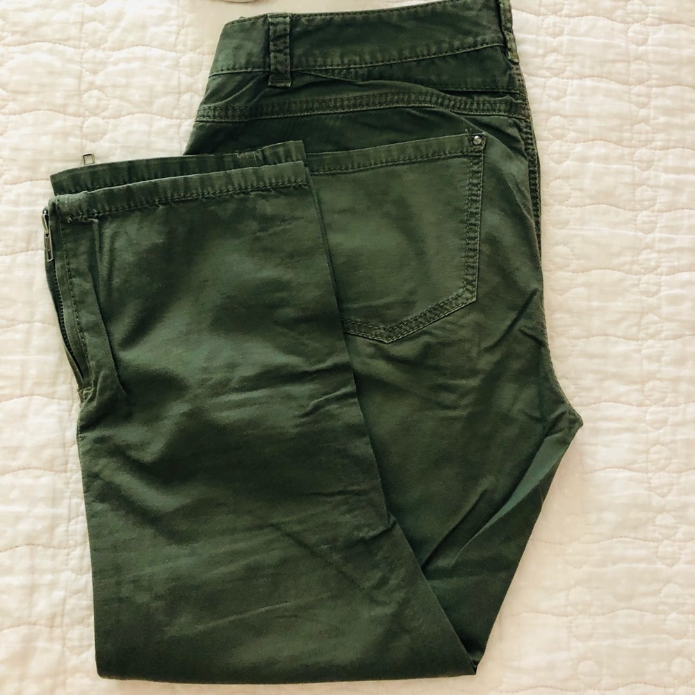 Express Cropped Pants